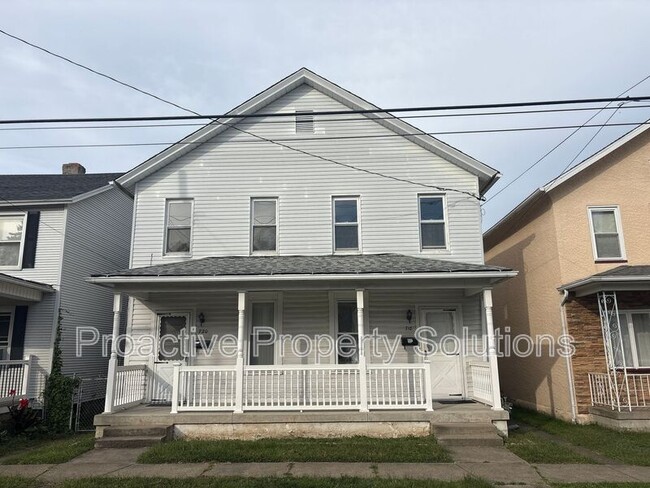 Building Photo - 718-720 Archbald St
