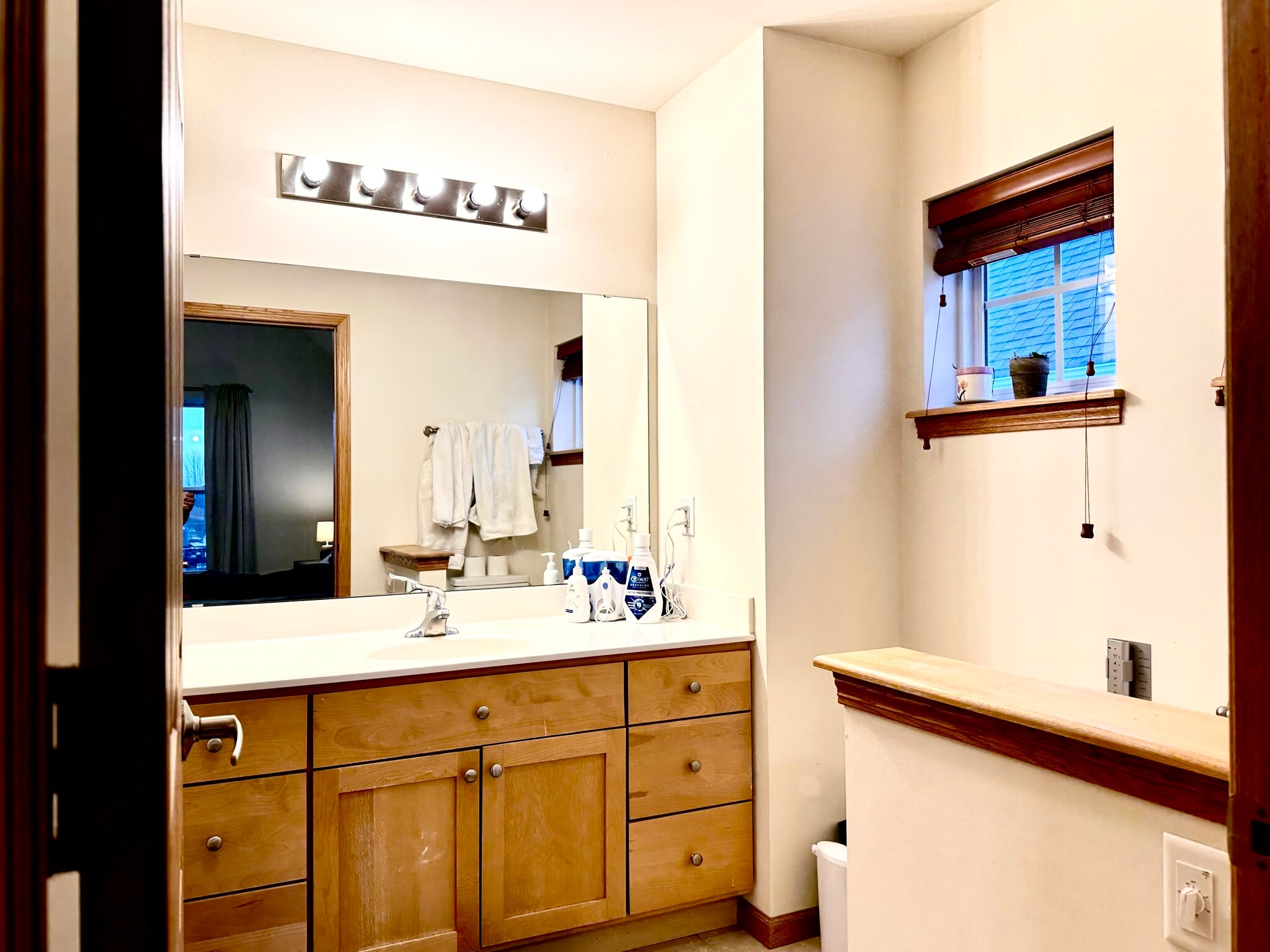 Building Photo - 7131 Discovery Ln