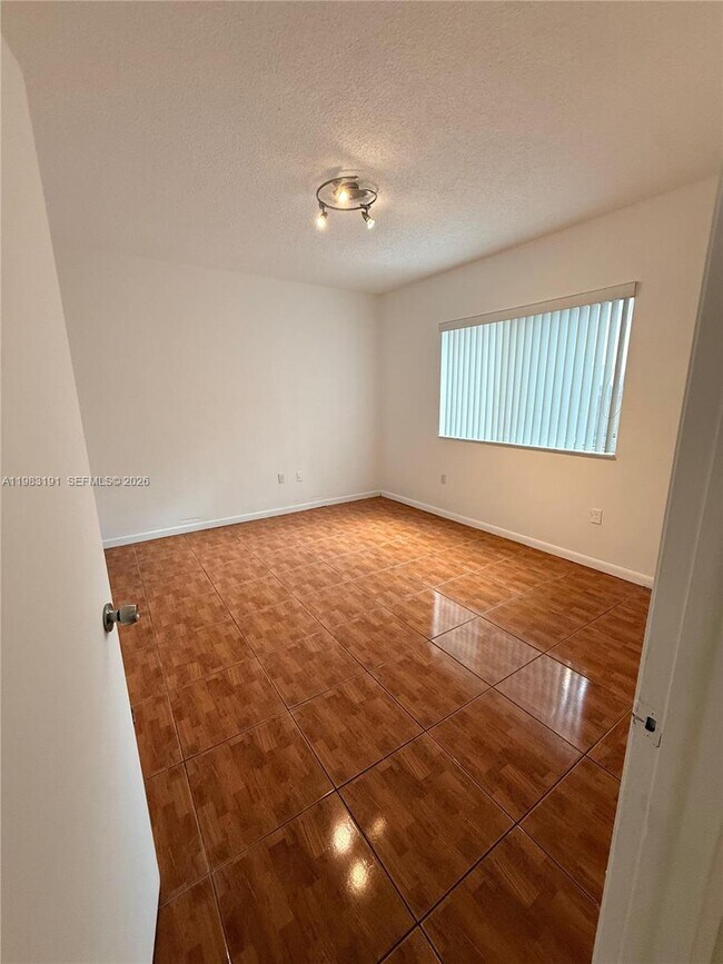 Building Photo - 8025 Lake Dr