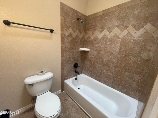 Building Photo - 11726 Dos Palmas Dr