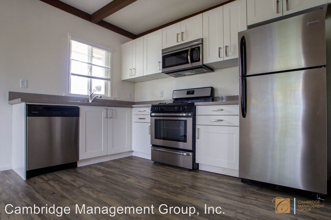 Building Photo - 702 N Nevada St