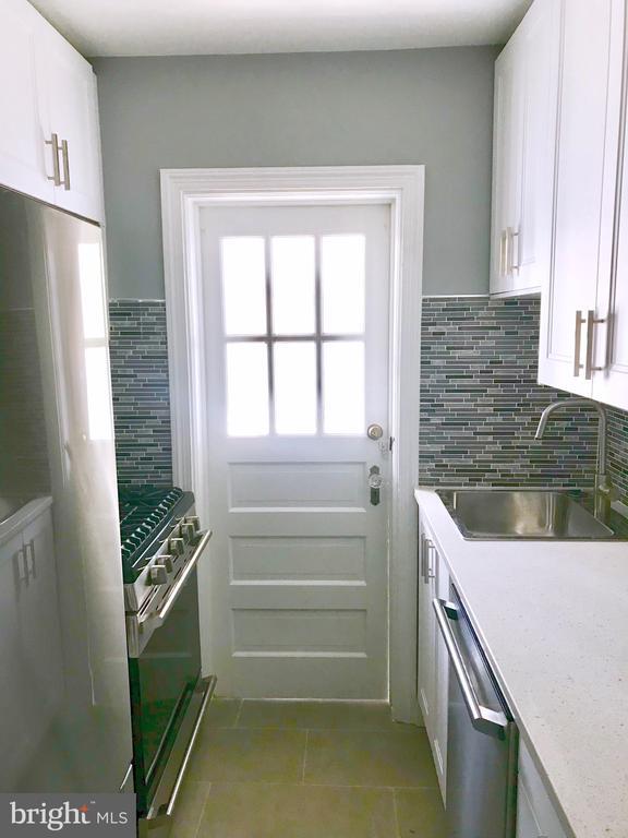 Building Photo - 2133 N Brandywine St