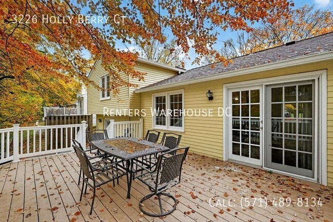 Building Photo - 3226 Holly Berry Ct