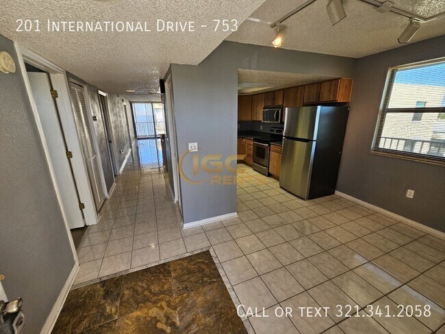 Building Photo - 201 International Dr