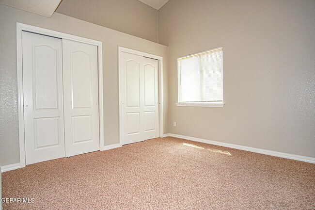Building Photo - 12712 Tierra Karla Dr