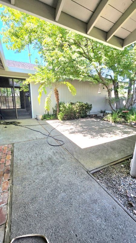 Building Photo - 6480 Havenside Dr