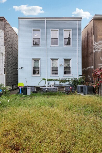 Building Photo - 30 Sheffield St