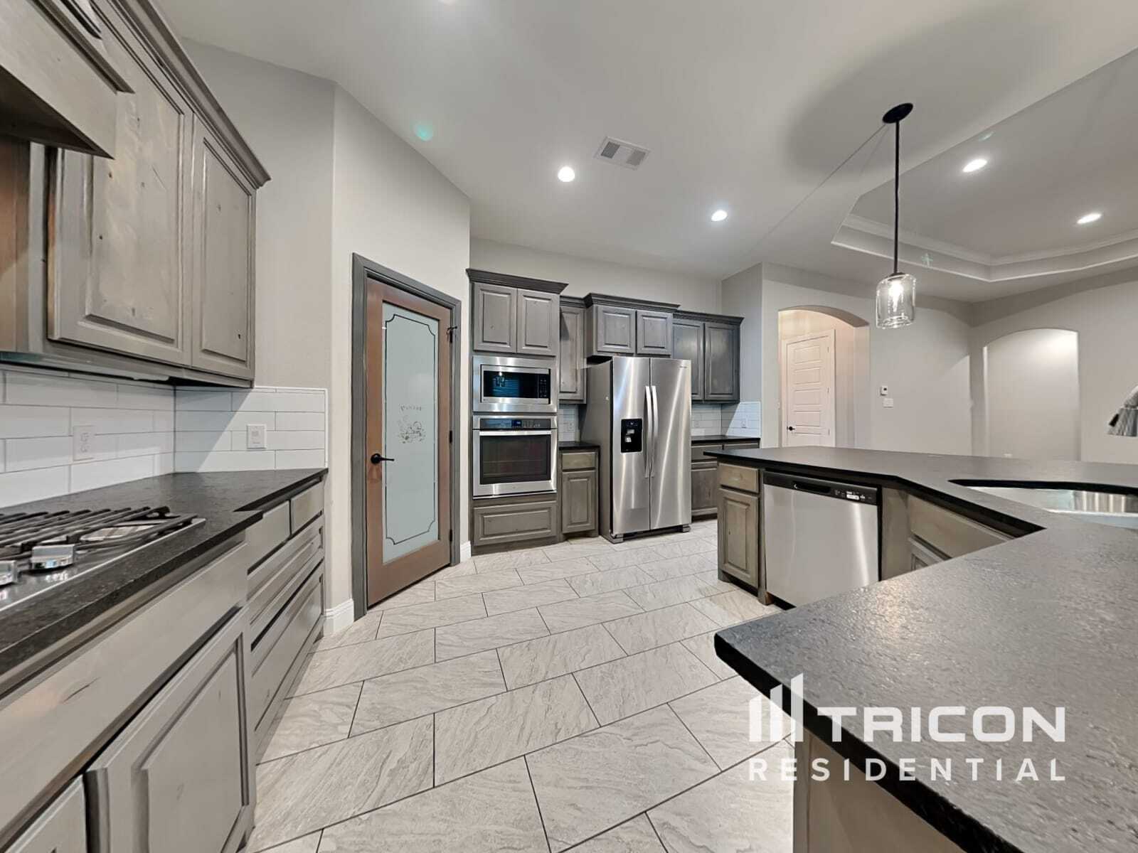 Building Photo - 3065 Bridgecreek Dr