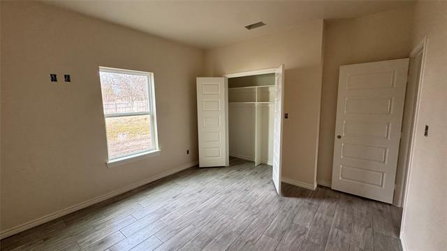 Building Photo - 502 W Sanger St