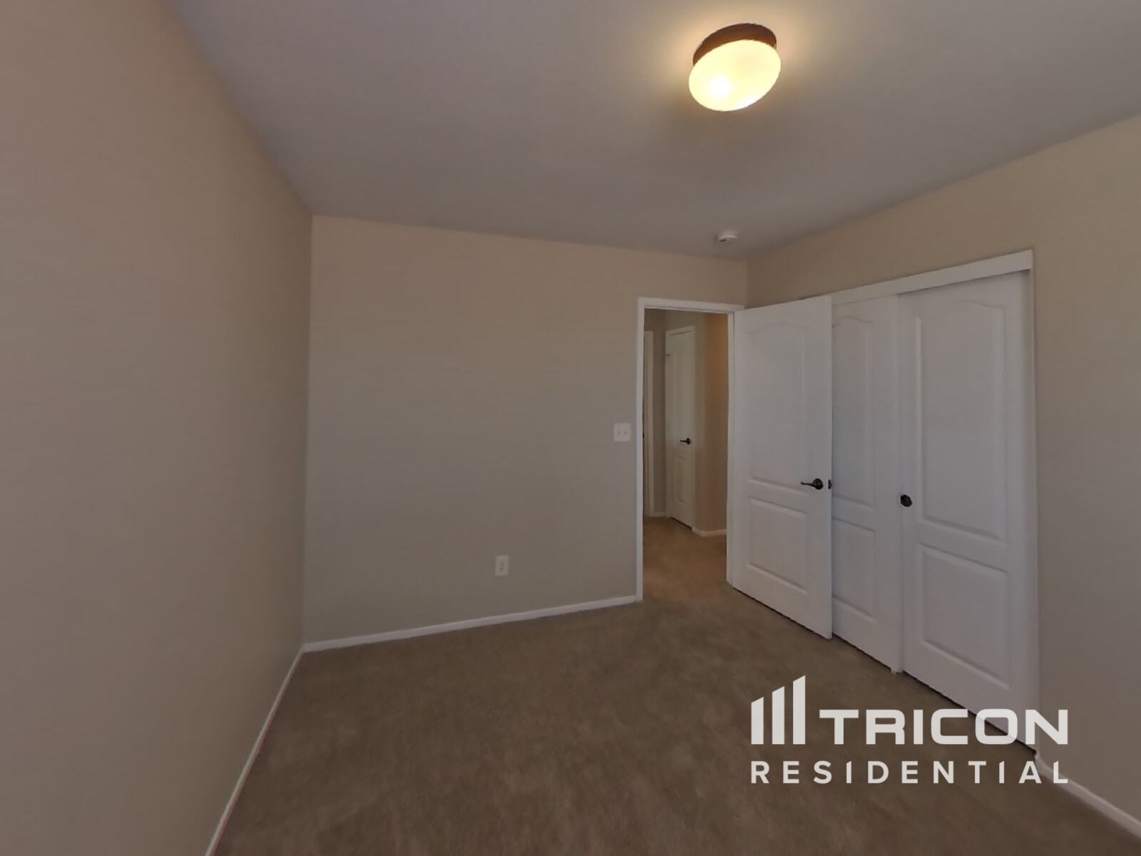 Building Photo - 9537 Crown Pines Ct