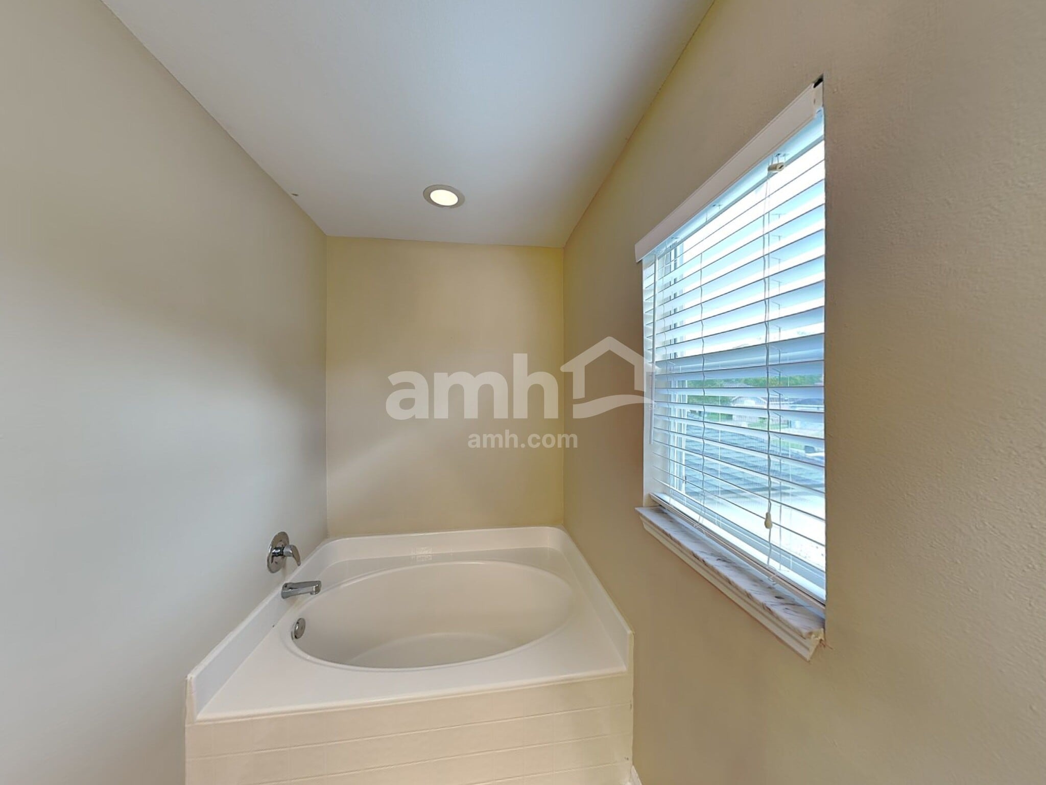 Building Photo - 237 Sawyerwood Pl