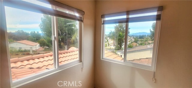 Building Photo - 865 Featherwood Dr