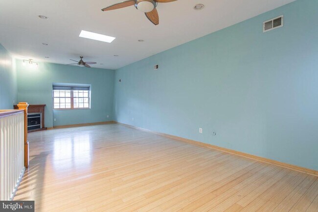 Building Photo - 4436 Sansom St