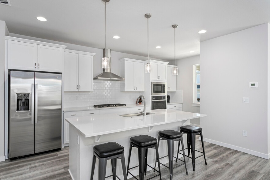 Kitchen - 6533 SW Lupine Ln