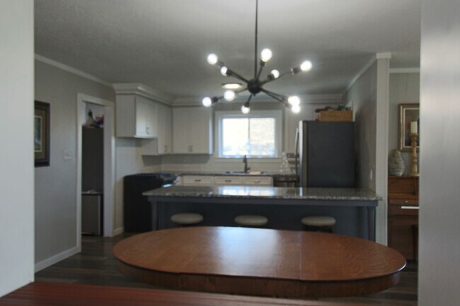 Building Photo - 419 S 100 E