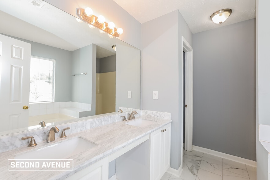 Building Photo - 6383 Isle of Palms