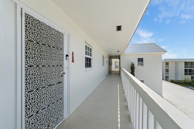 Building Photo - 100 Waterway Rd