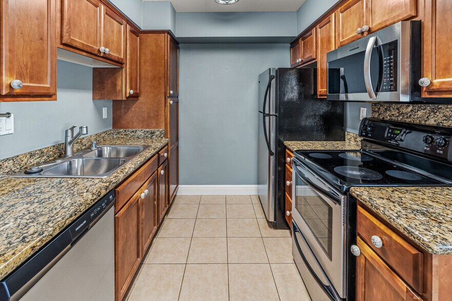 Kitchen - 4127 38th St