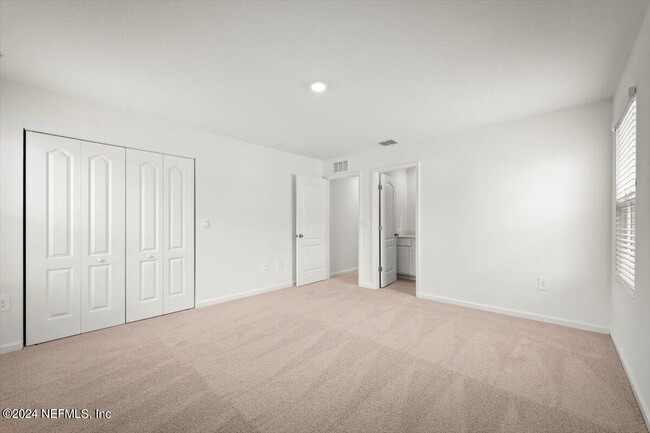 Building Photo - 38 Tidal Bch Ave