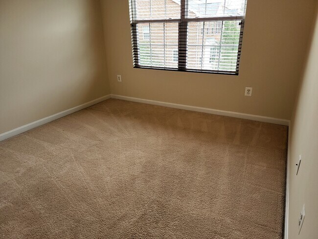 Building Photo - Bryans Road Townhome Retreat | Flexible Lease Available