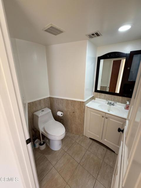 Building Photo - 7011 N Liberty Dr