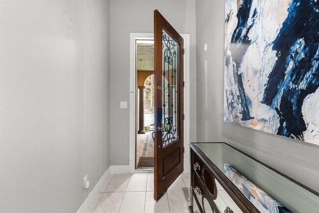 Building Photo - 1529 Barton Springs Rd