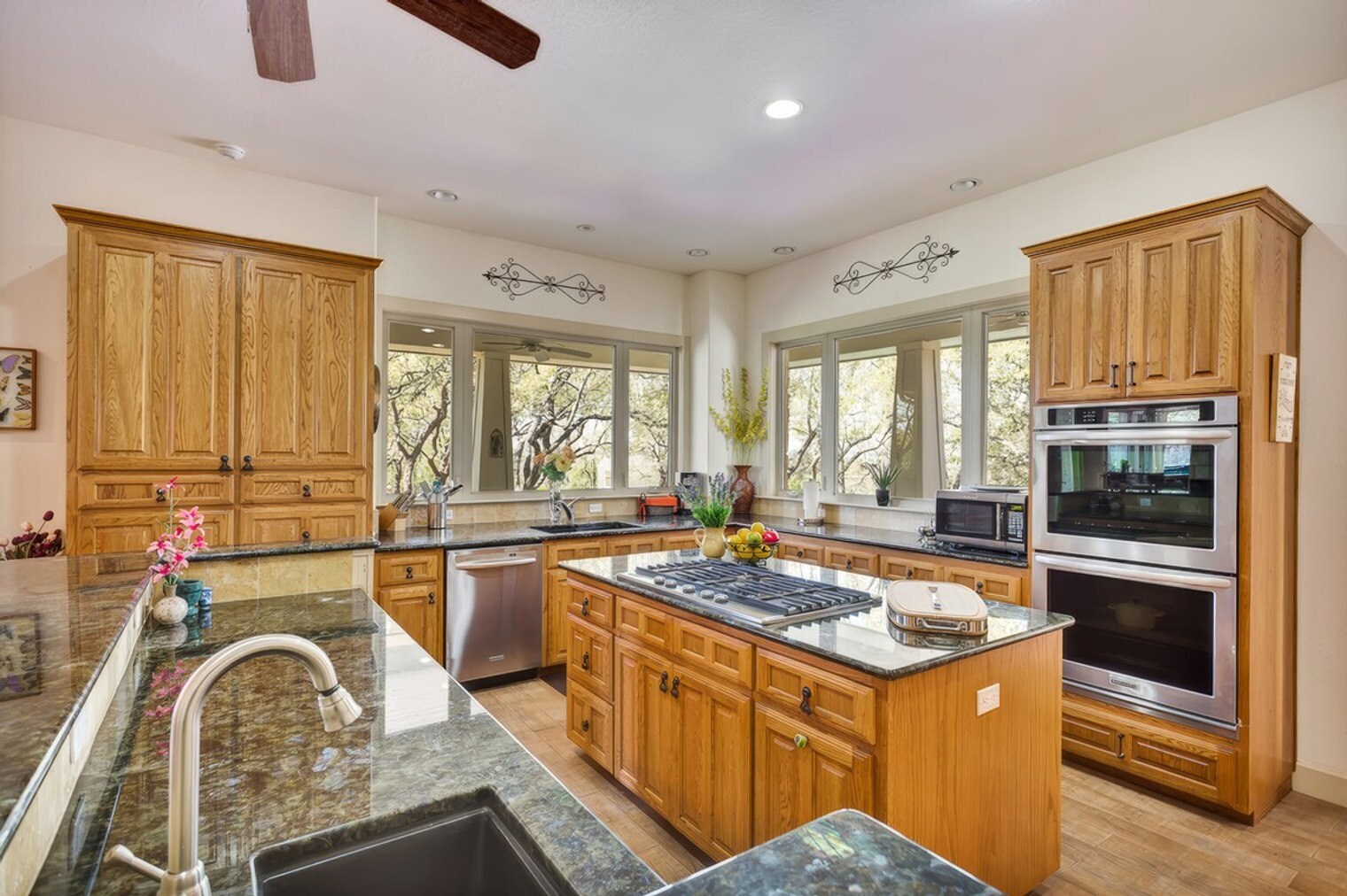 Building Photo - 20211 Rancho Cielo Ct