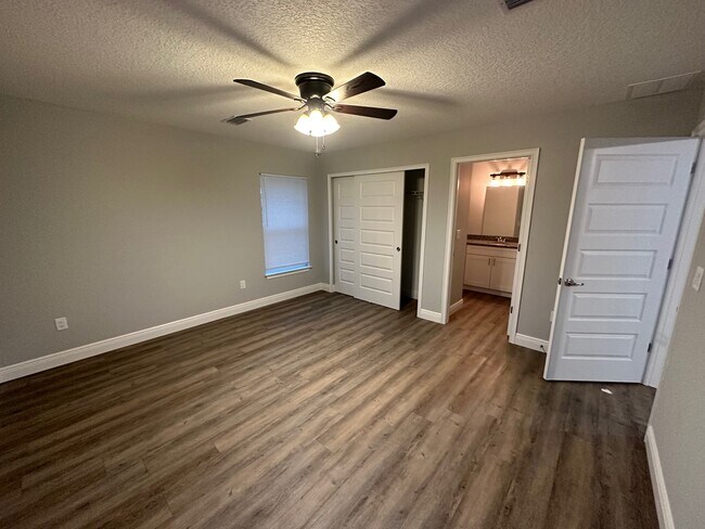 Bedroom 2 - 9177 N Travis Dr