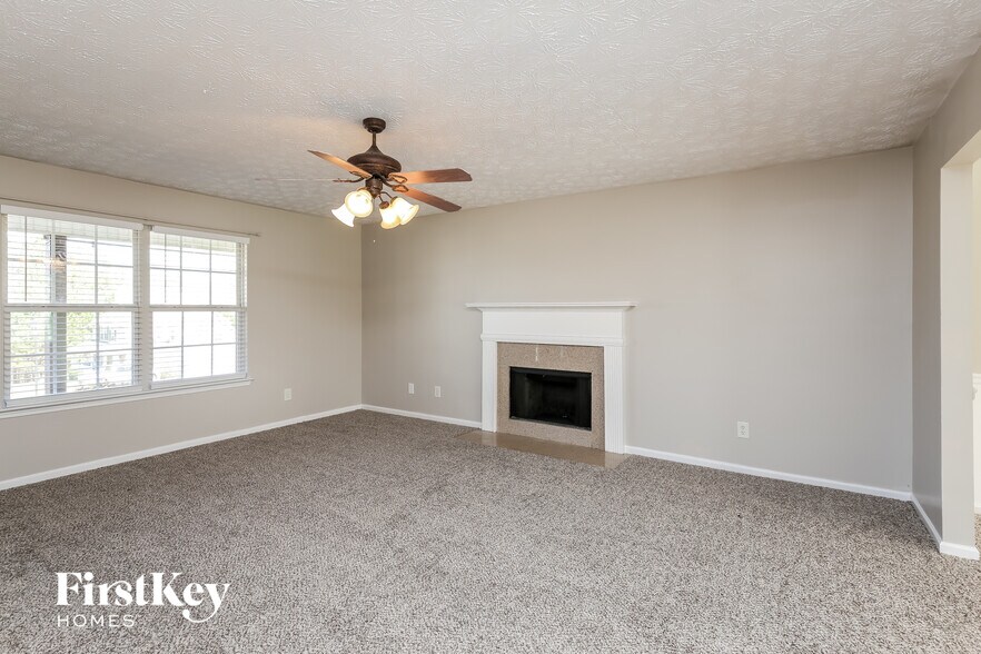 Building Photo - 4501 Waterman Dr