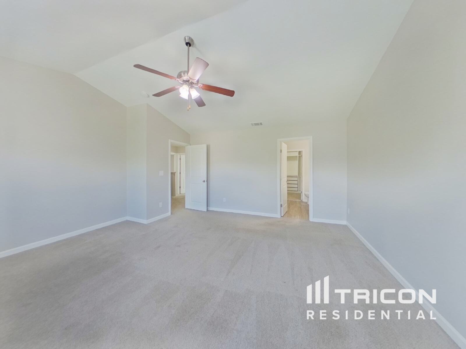 Building Photo - 7027 Palatine Ln