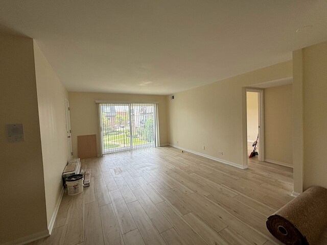 Building Photo - 9449 Bay Colony Dr