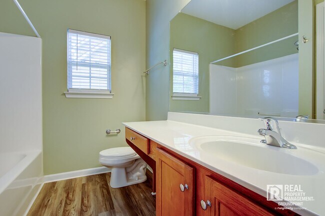Building Photo - Johns Island Rental | Screened Porch & Pond Views