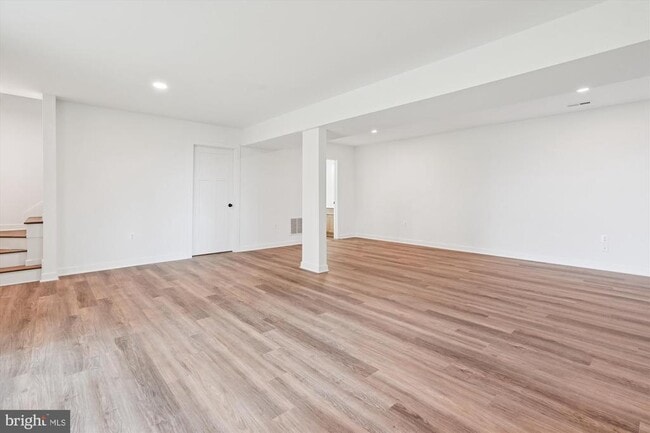 Building Photo - 25490 Kipps Ln