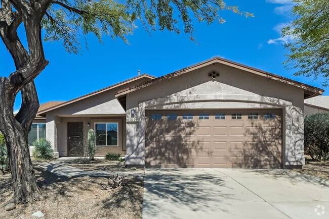 Building Photo - 10029 E Moonstruck Way