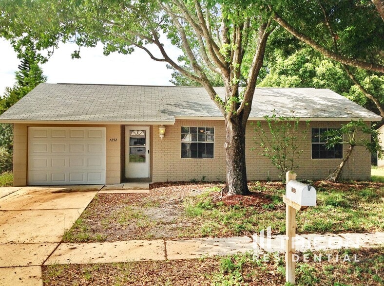 Primary Photo - 7252 Riverbank Dr