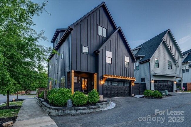 Building Photo - 1505 Landis Ave