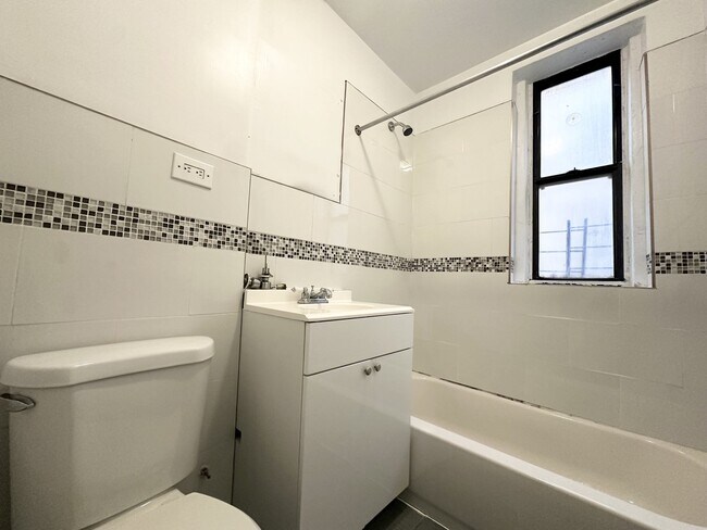 Floorplan - 24 Thayer Street