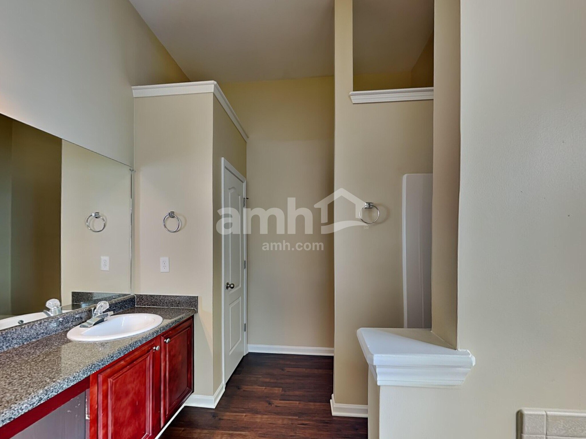 Building Photo - 144 Tyre Dr