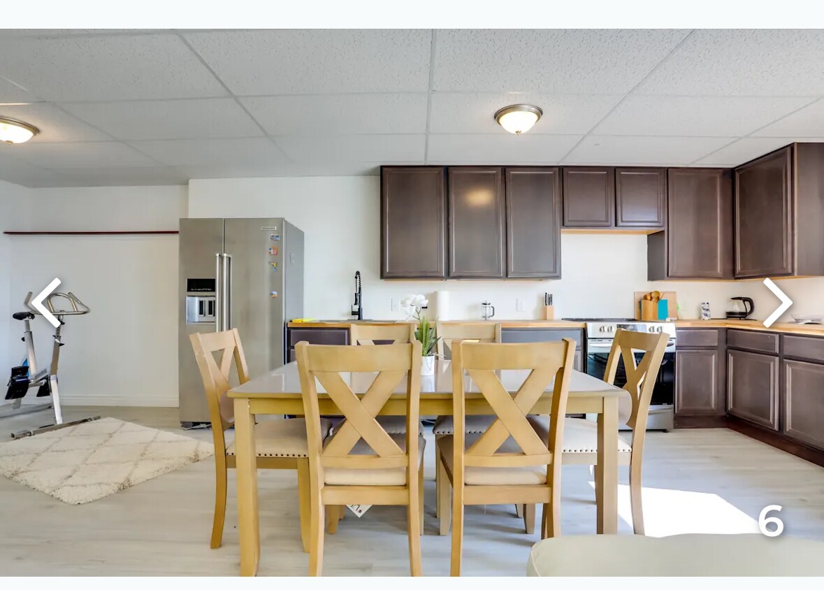 Building Photo - 410 S 36th Ave