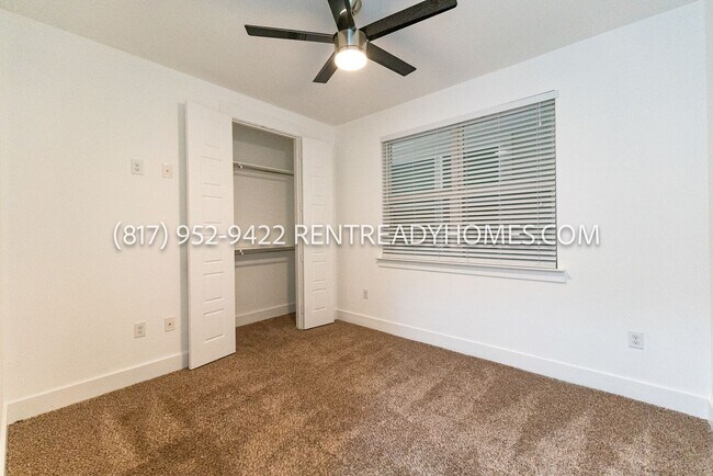 Building Photo - 251 S Mill St