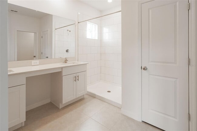 Building Photo - 10844 Fowlers Blf Ct