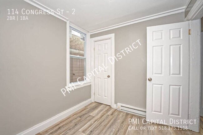 Building Photo - 114 Congress St