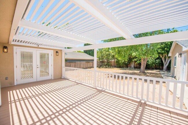 Building Photo - Welcome to Newport Beach