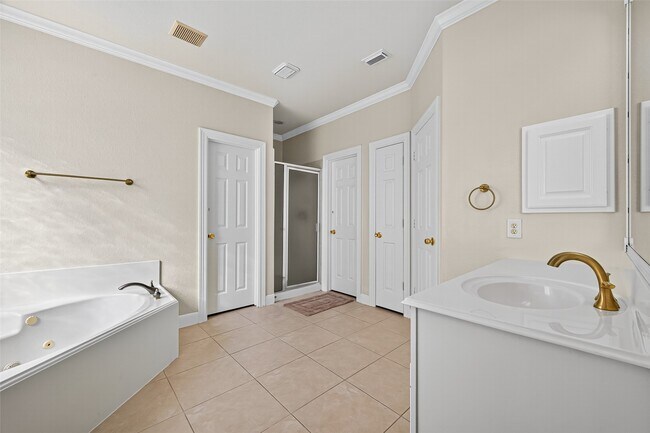 Building Photo - 12431 Rosa Ridge Ln
