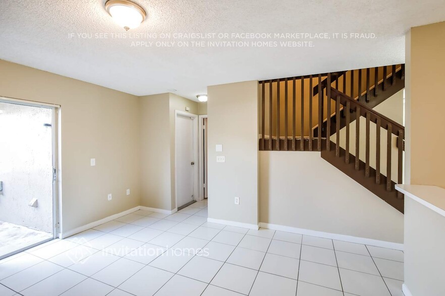 Building Photo - 4201 NW 120th Ln
