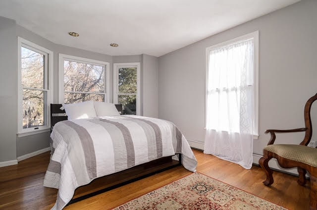 Building Photo - 94 Rice St