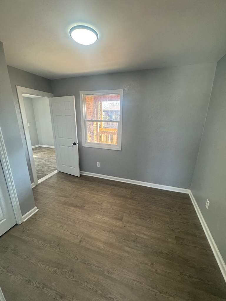 Building Photo - 1334 Juniper Dr