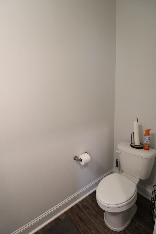 Building Photo - 445 Kittiwake Ln
