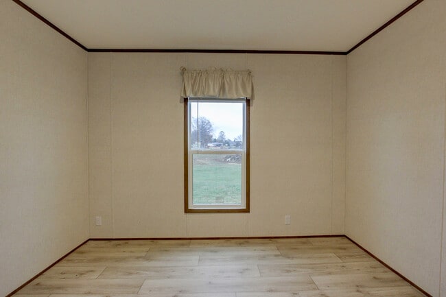 Building Photo - 295 Seays Rd