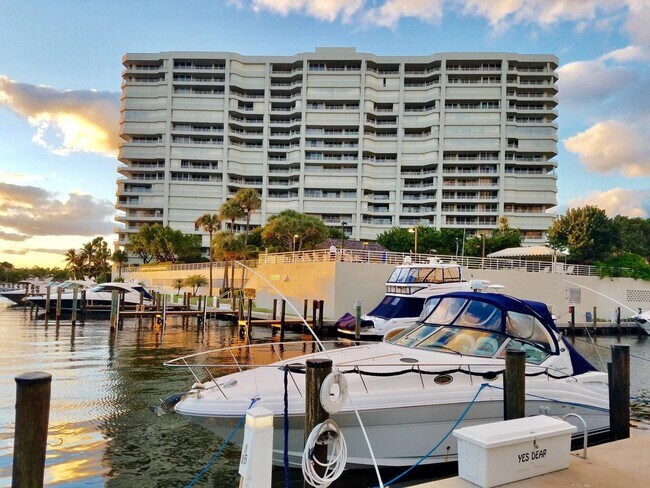 Building Photo - 4201 N Ocean Blvd